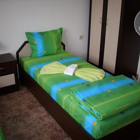 Georgievi Guest House Поморие Экстерьер фото