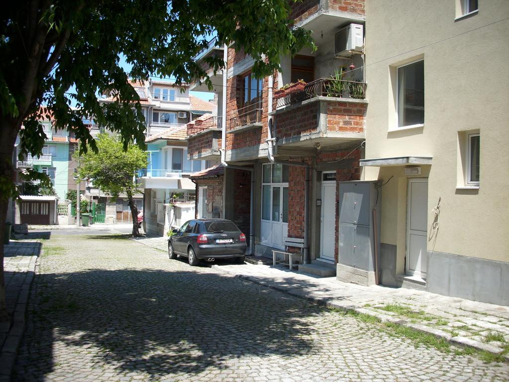 Georgievi Guest House Поморие Экстерьер фото