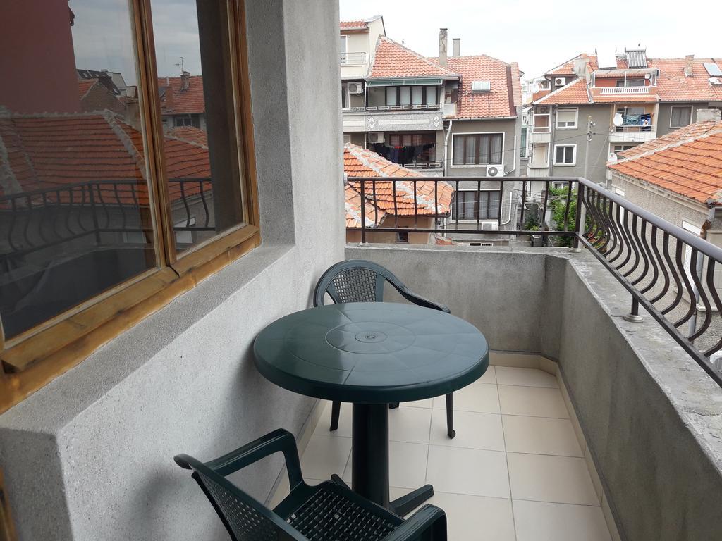 Georgievi Guest House Поморие Экстерьер фото