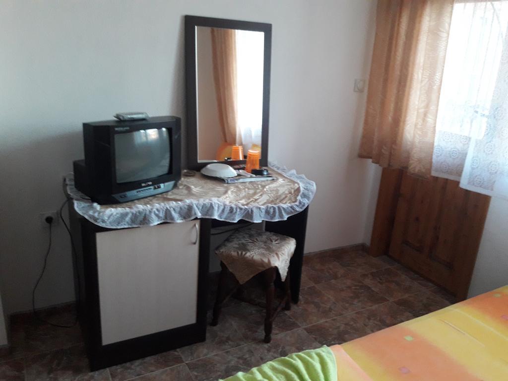 Georgievi Guest House Поморие Экстерьер фото
